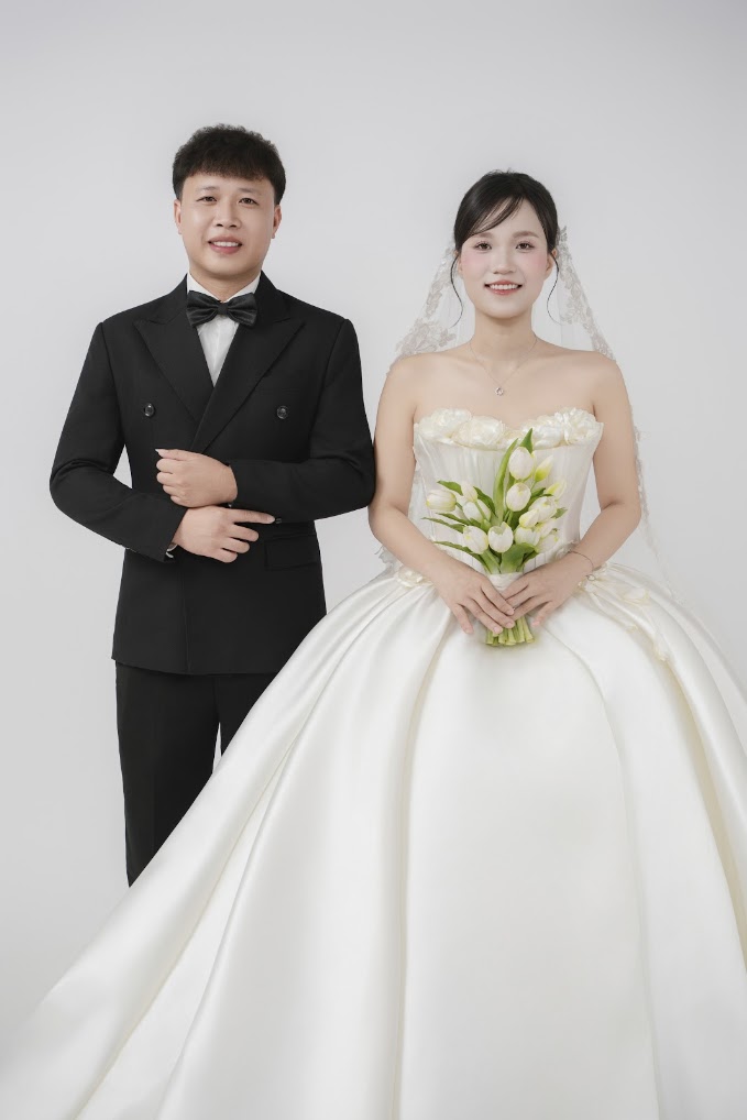 Hạnh phúc bền lâu theo năm tháng